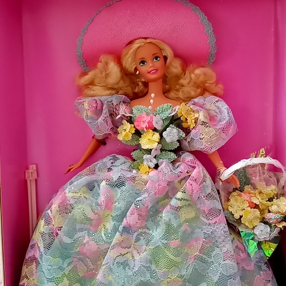 Mattel Vintage Barbie Doll - Picture 5 of 6